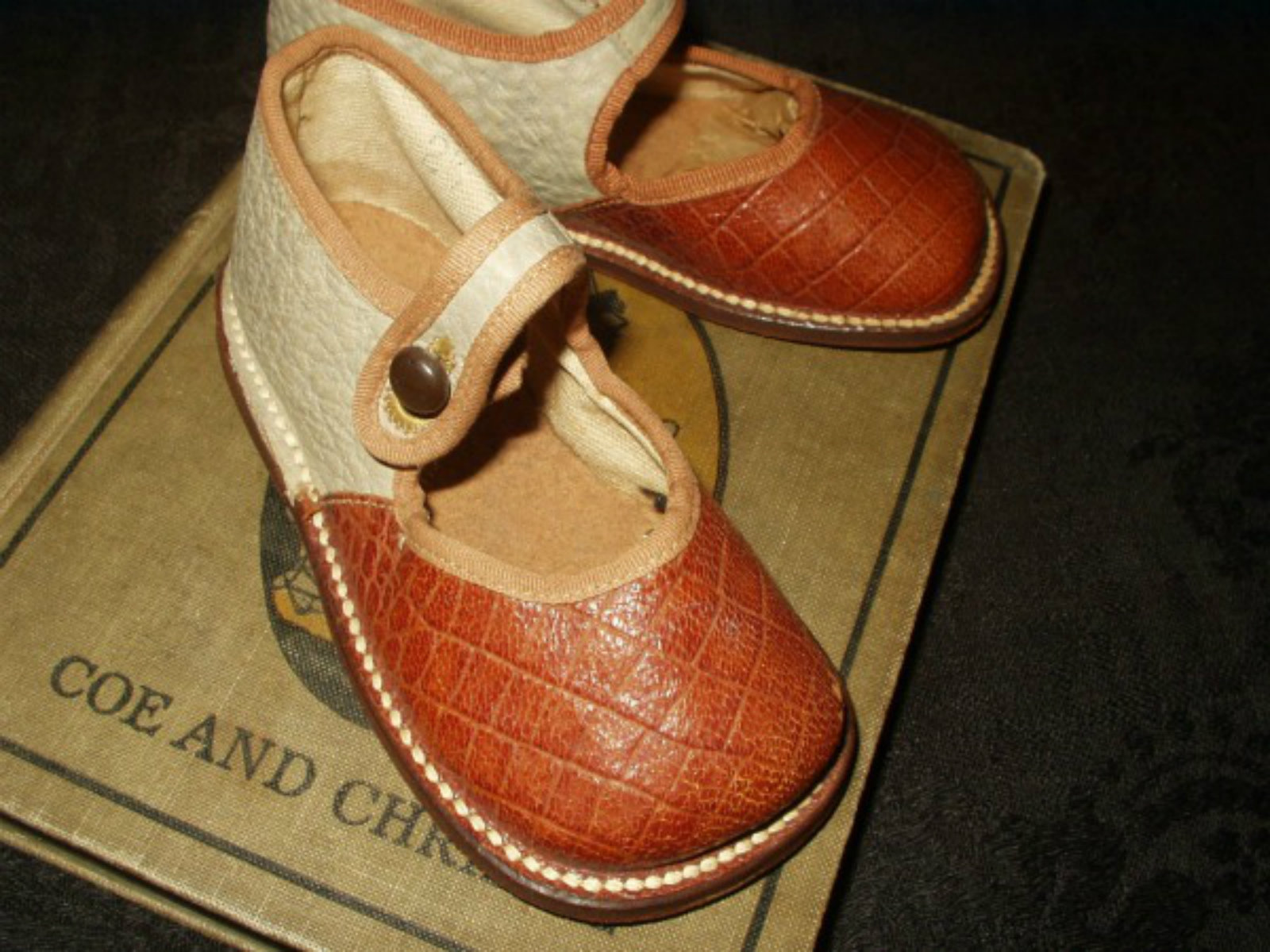 old vintage childrens shoes